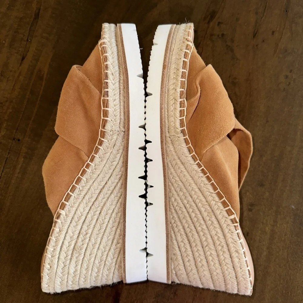 Gentle Souls by Kenneth Cole Elyssa Braid Wedge Cognac Suede Women's Sz 9